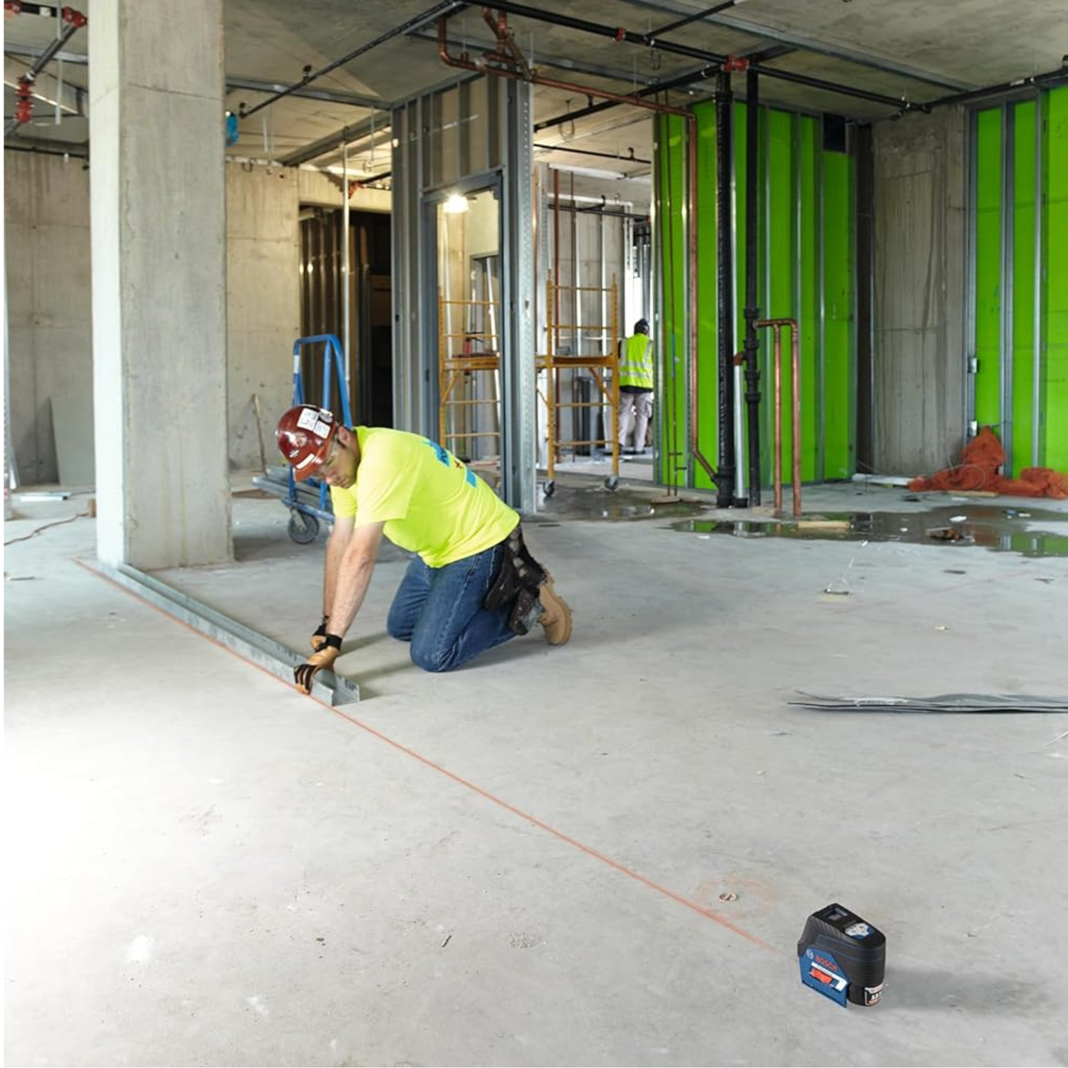 Bosch-Connected-Cross-Line-Laser-GCL100-80C-Self-Leveling-Tool