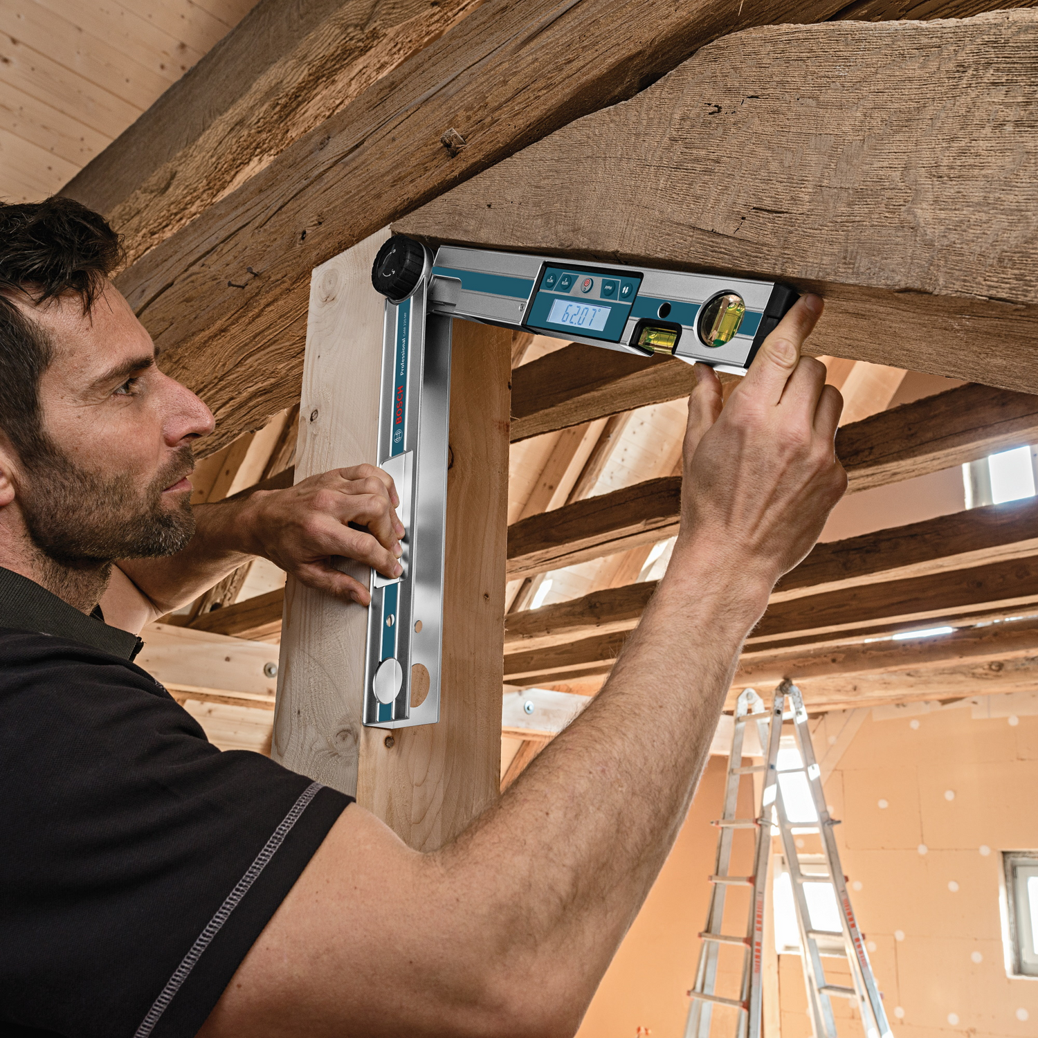 Bosch-Digital-Angle-Measuring-Tool-GAM-220-MF