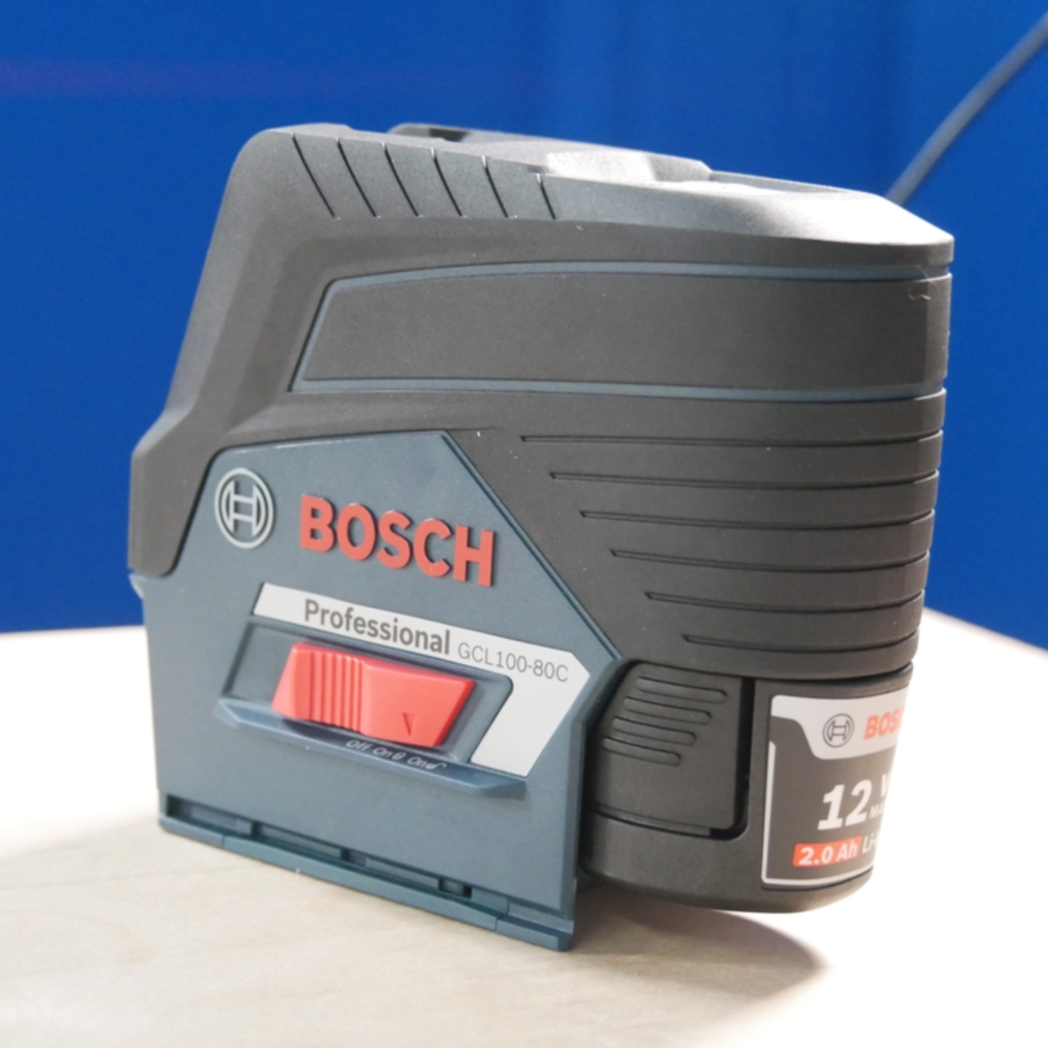 Bosch-GCL100-80C-Cross-Line-Laser-Bluetooth-Connectivity-Jobsite