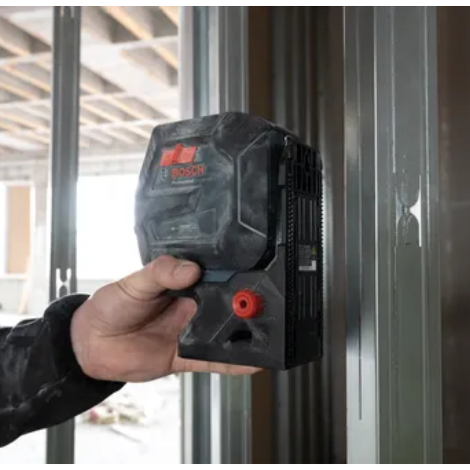 Bosch-professional-layout-tool-GCL165-42GL-with-plumb-up-and-plumb-down