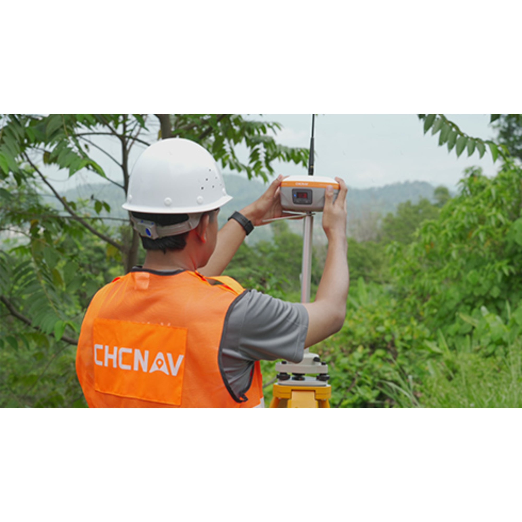 CHCNAV iBase GNSS Base Kit - 8001 010 170 – Titan Tools Direct