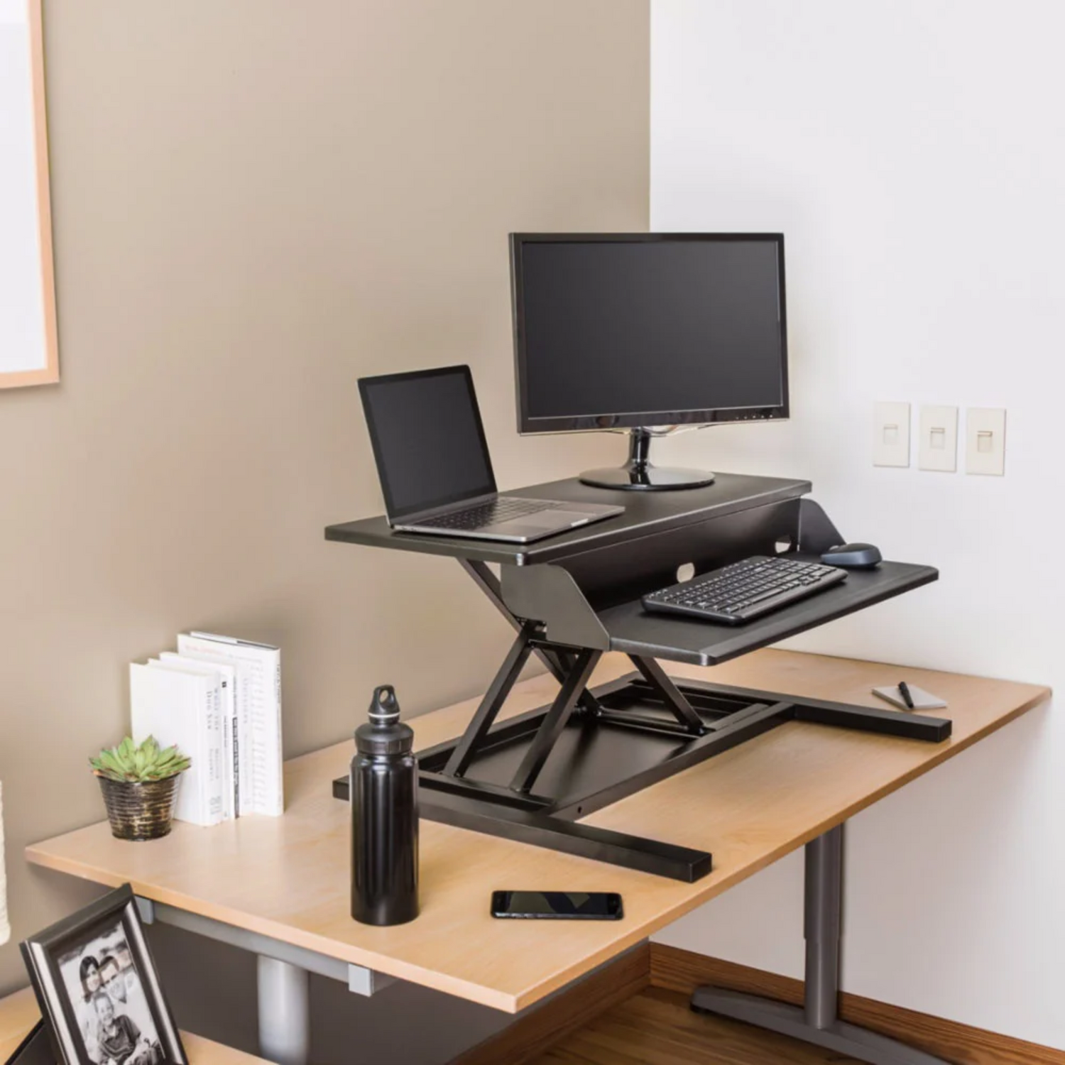Luxor-Pro-black-32-in-standing-desk-riser-CVTR-PRO-BK-model