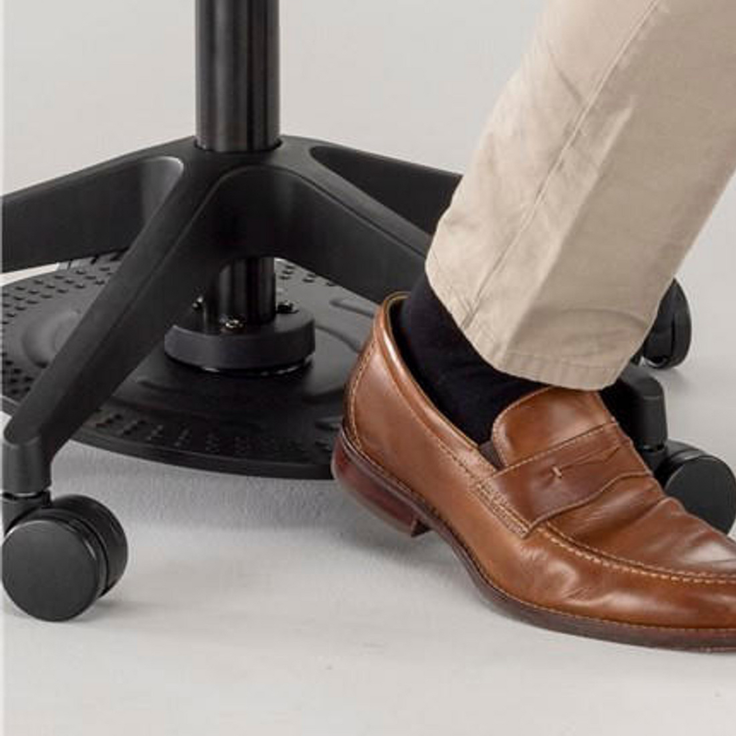 Safco-3438BL-black-saddle-seat-lab-chair